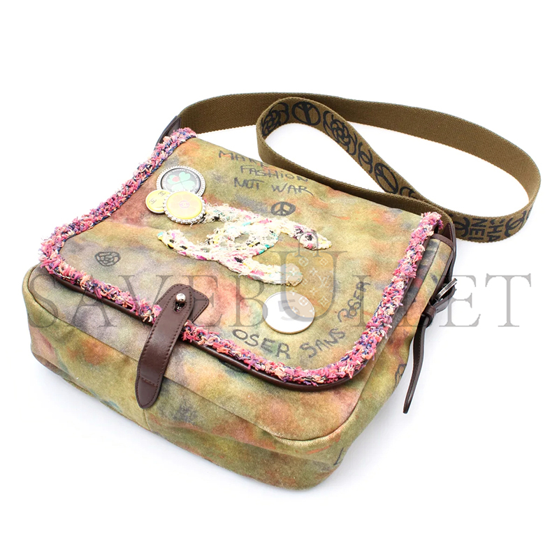 CHANEL GRAFFITI ON THE PAVEMENTS SHOULDER BAG 365009 (30*30*18cm)